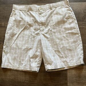 Ben Hogan Performance Golf Collection Men's Tan Plaid Flat-Front Shorts